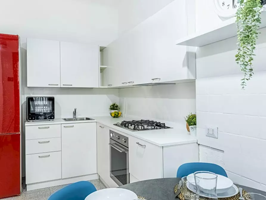 Immagine 5 di Camera in affitto  in Via Coluccio Salutati a Milano