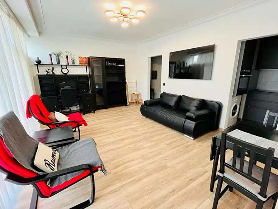 Immagine 6 di Appartamento in affitto  in Avenue des Ombrages a Woluwe-Saint-Lambert