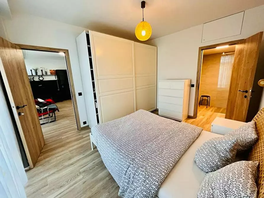 Immagine 5 di Appartamento in affitto  in Avenue des Ombrages a Woluwe-Saint-Lambert