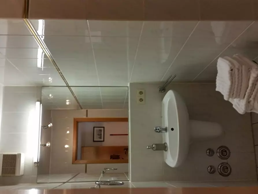 Immagine 8 di Casa indipendente in affitto  in Rodigallee a Hamburg Jenfeld