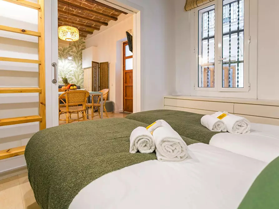 Immagine 9 di Appartamento in affitto  in Carrer del Baluard a Barcelona