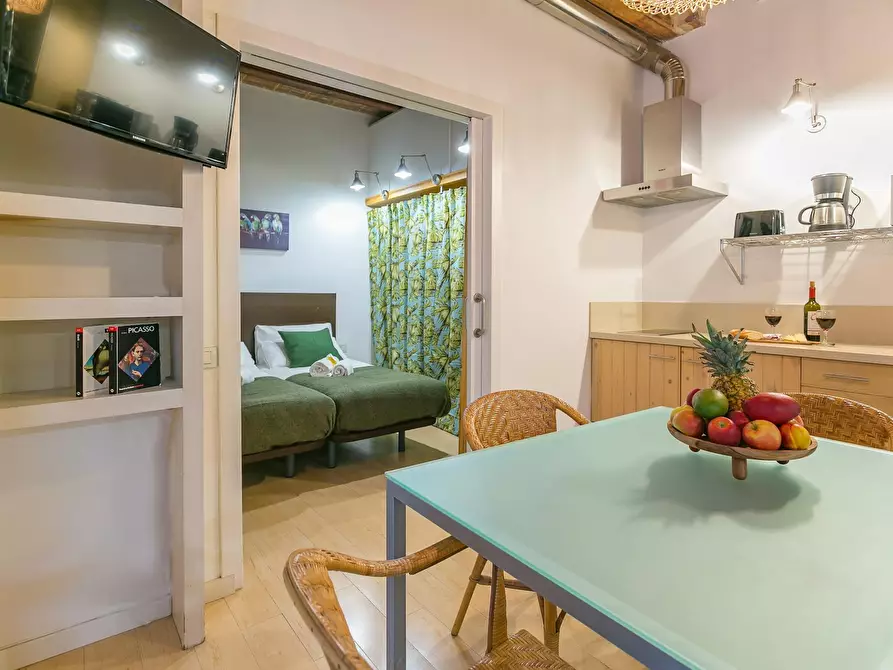 Immagine 5 di Appartamento in affitto  in Carrer del Baluard a Barcelona