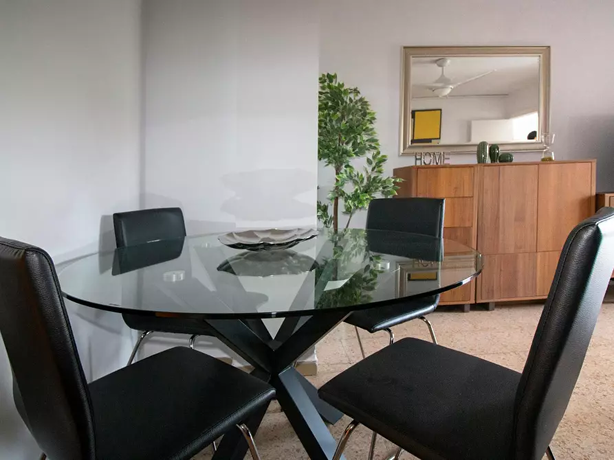Immagine 3 di Appartamento in affitto  in Carrer d'Amadeu Torner a Hospitalet De Llobregat, L'