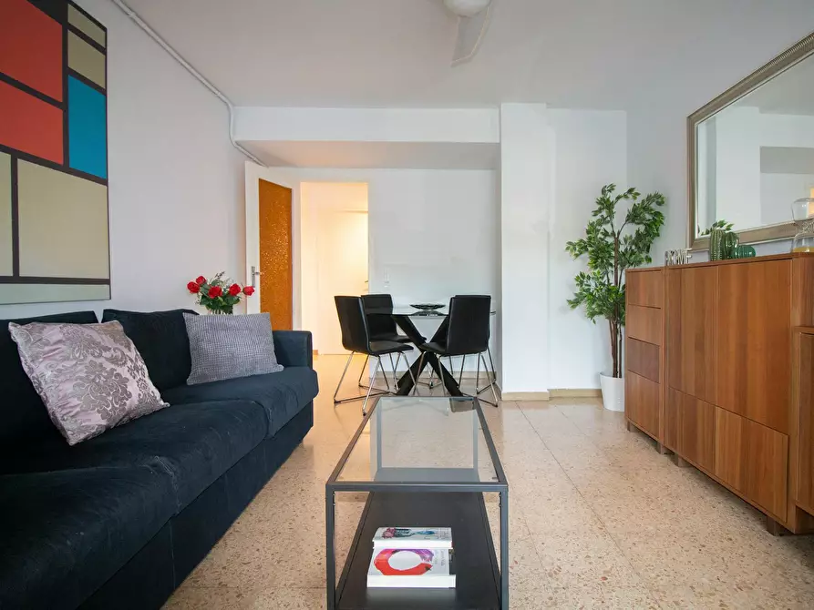 Immagine 8 di Appartamento in affitto  in Carrer d'Amadeu Torner a Hospitalet De Llobregat, L'