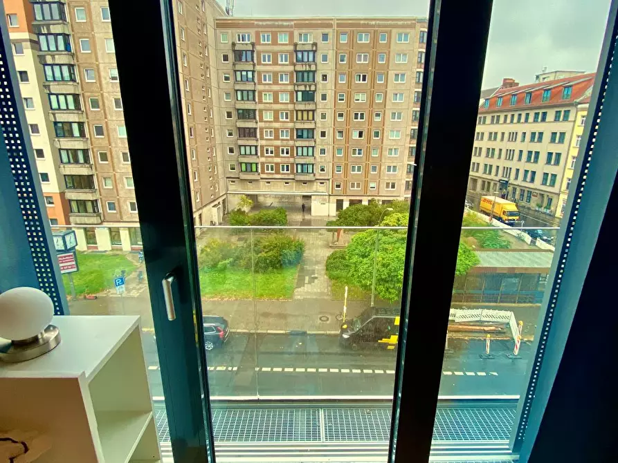 Immagine 5 di Appartamento in affitto  in Köpenicker Straße a Berlin