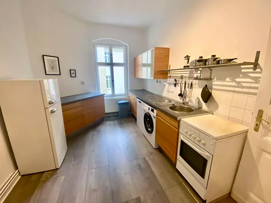 Immagine 9 di Appartamento in affitto  in Ebertystraße a Berlin Friedrichshain