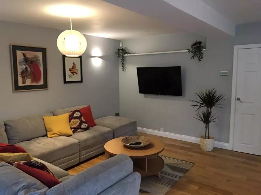 Immagine 2 di Casa indipendente in affitto  in The Rise a 