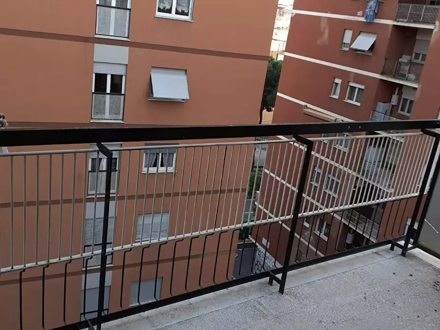 Immagine 6 di Camera in affitto  in Via Latisana a Roma