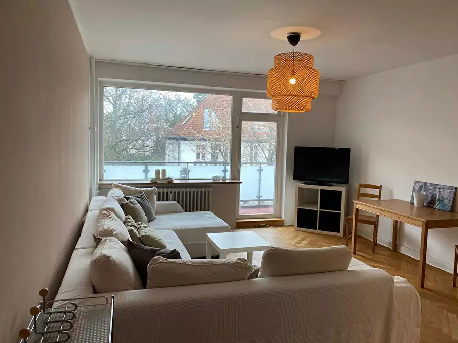 Immagine 2 di Appartamento in affitto  in Lindenallee a Berlin