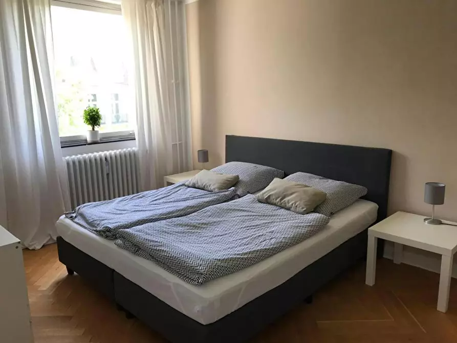 Immagine 4 di Appartamento in affitto  in Lindenallee a Berlin