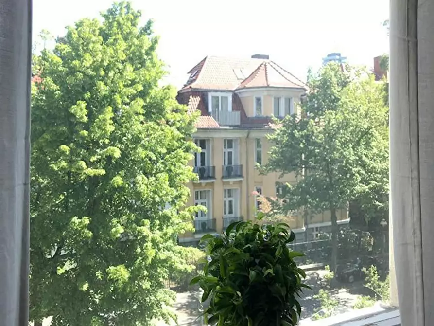 Immagine 5 di Appartamento in affitto  in Lindenallee a Berlin
