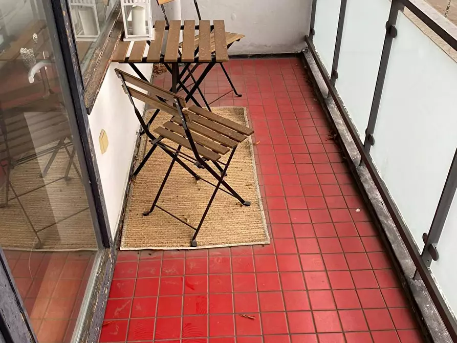 Immagine 10 di Appartamento in affitto  in Lindenallee a Berlin