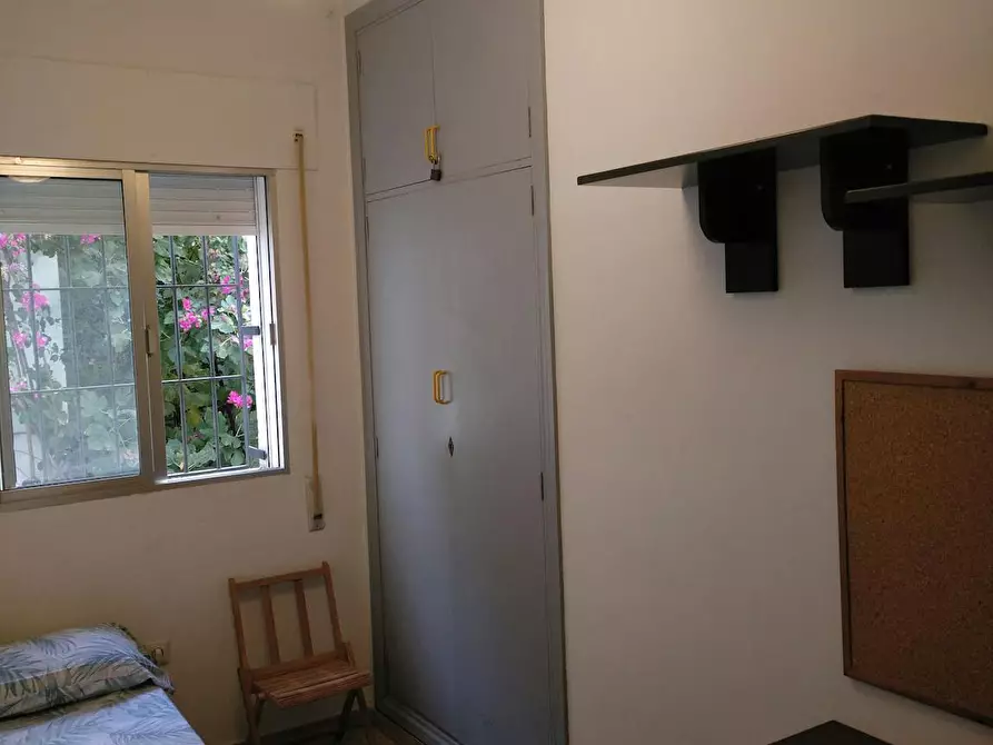 Immagine 6 di Camera in affitto  in Calle Padre Manjón a Sevilla