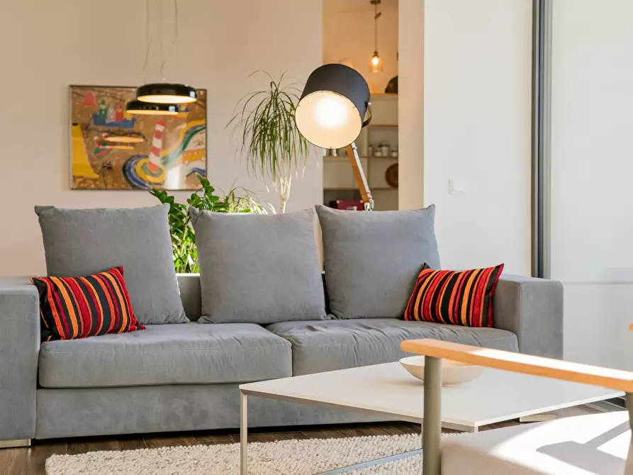 Immagine 6 di Appartamento in affitto  in Ackerstraße a Berlin
