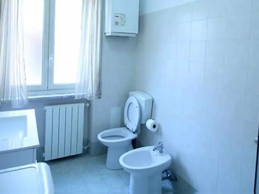 Immagine 9 di Appartamento in affitto  in Via Leopoldo Micucci a Roma