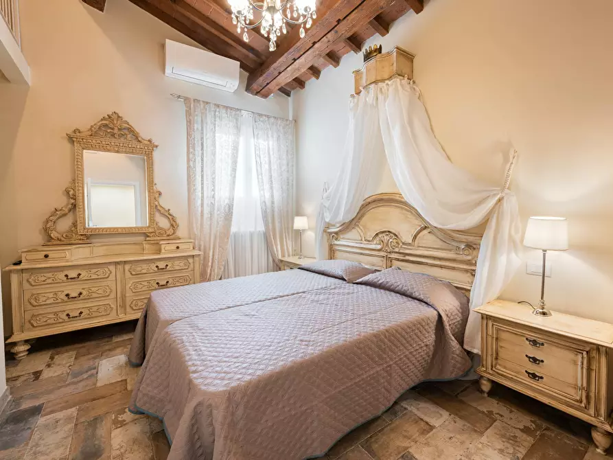 Immagine 6 di Appartamento in affitto  in Via dei Canacci a Firenze