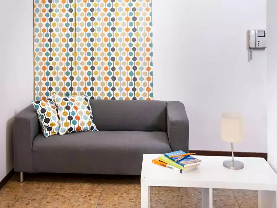 Immagine 2 di Camera in affitto  in Via Guglielmo Marconi a Bologna