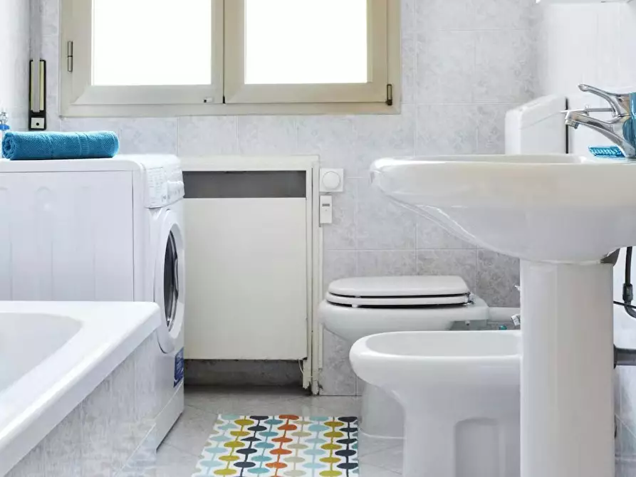 Immagine 8 di Camera in affitto  in Via Giorgio Vasari a Bologna