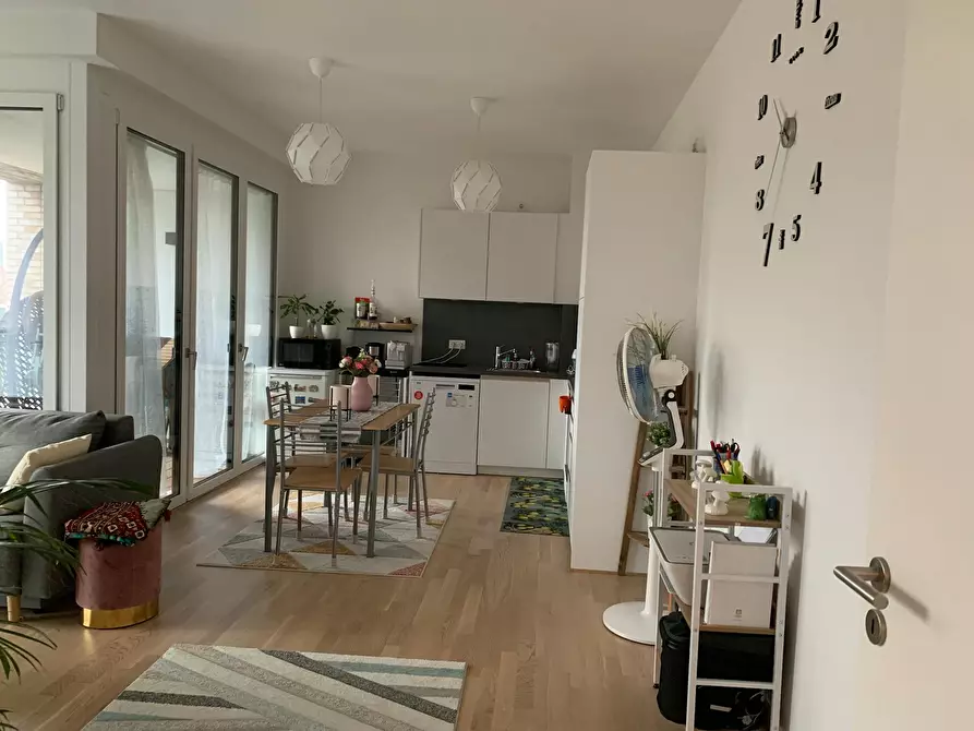 Immagine 3 di Appartamento in affitto  in Lydia-Rabinowitsch-Straße a Berlin