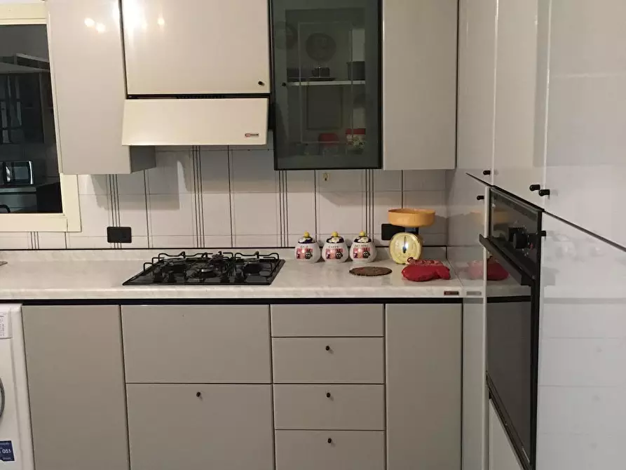 Immagine 5 di Camera in affitto  in Via Enrico Fermi a Abbiategrasso