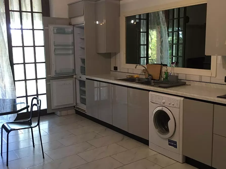 Immagine 4 di Camera in affitto  in Via Enrico Fermi a Abbiategrasso