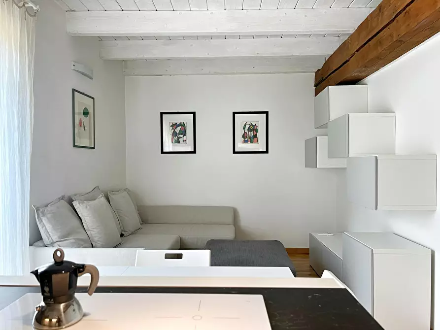 Immagine 2 di Appartamento in affitto  in Via Santo Stefano a Bologna