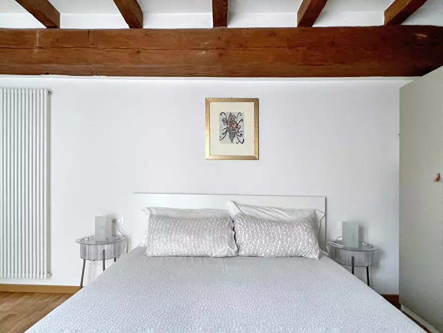 Immagine 9 di Appartamento in affitto  in Via Santo Stefano a Bologna