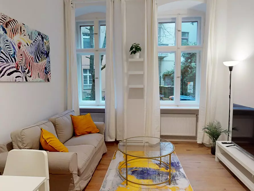 Immagine 1 di Appartamento in affitto  in Kaiserin-Augusta-Allee a Berlin