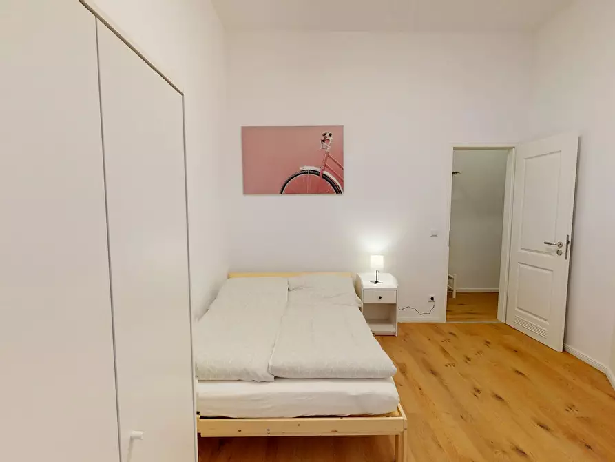 Immagine 6 di Appartamento in affitto  in Kaiserin-Augusta-Allee a Berlin