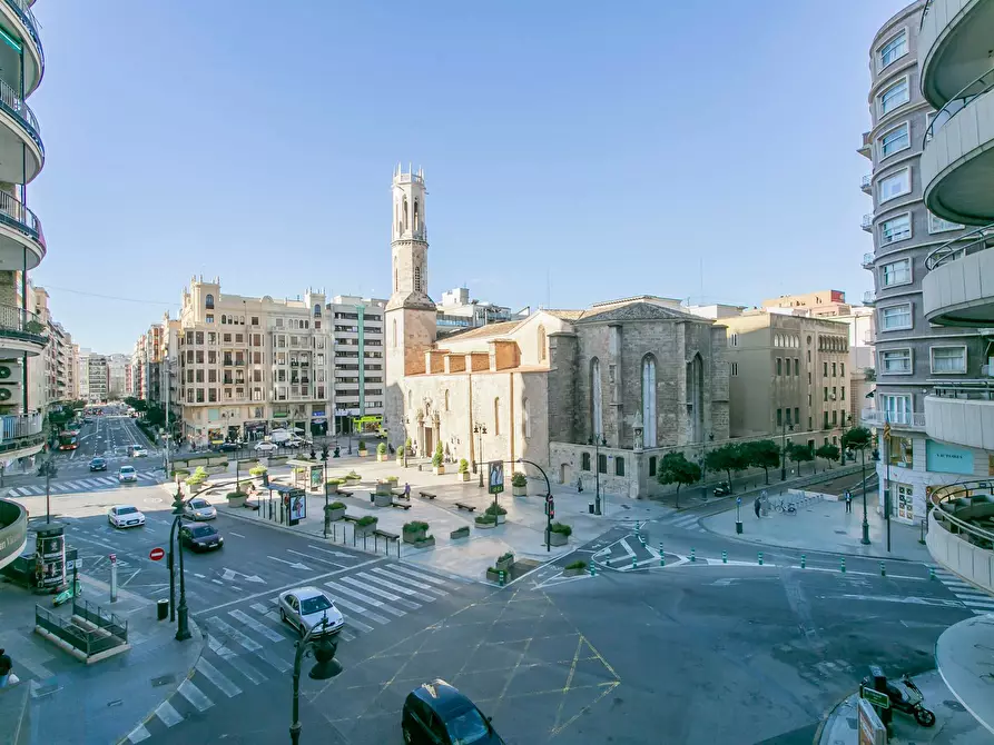 Immagine 8 di Camera in affitto  in Carrer Baldoví a Valencia