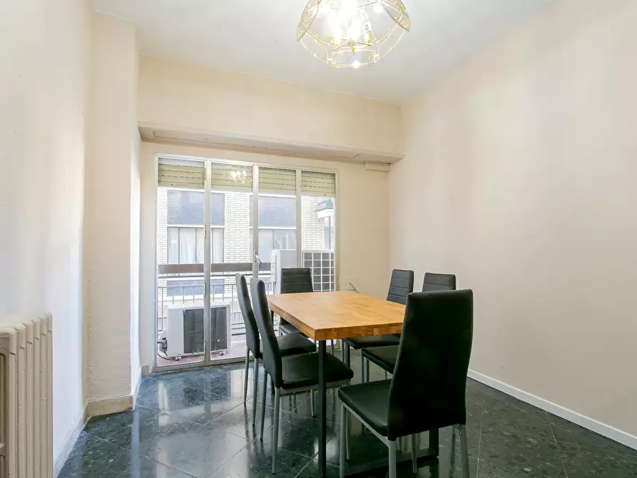 Immagine 5 di Camera in affitto  in Carrer Baldoví a Valencia