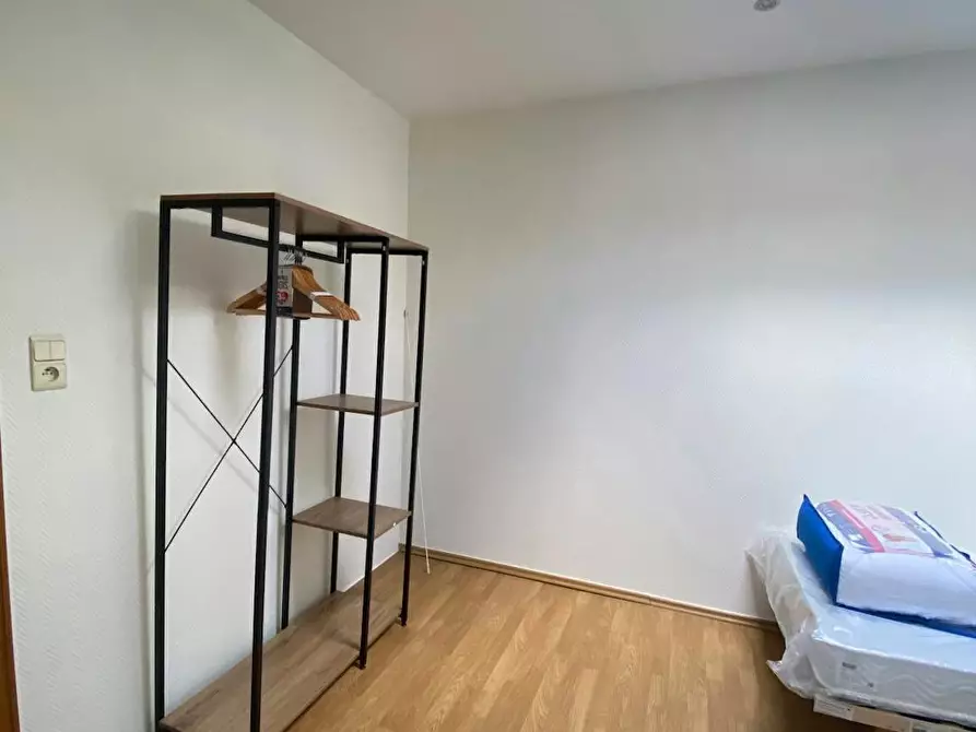 Immagine 3 di Camera condivisa in affitto  in Rue de la Régence a Charleroi