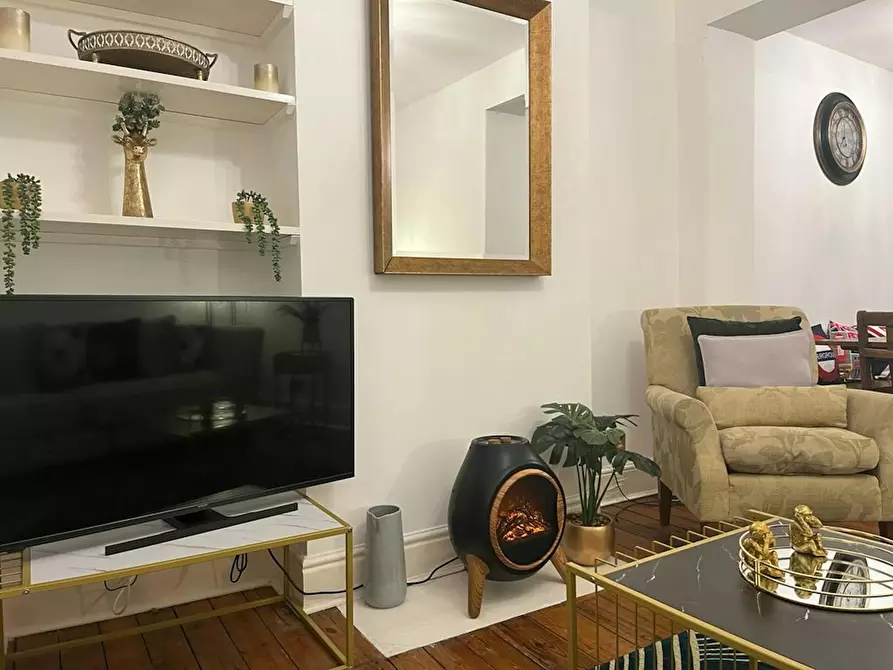 Immagine 3 di Appartamento in affitto  in Tower Bridge Road a Camberwell