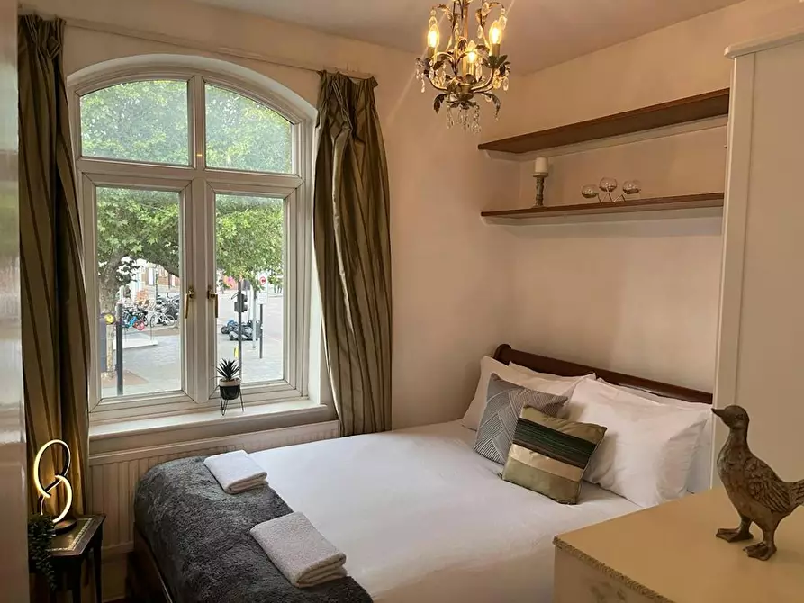 Immagine 6 di Appartamento in affitto  in Tower Bridge Road a Camberwell
