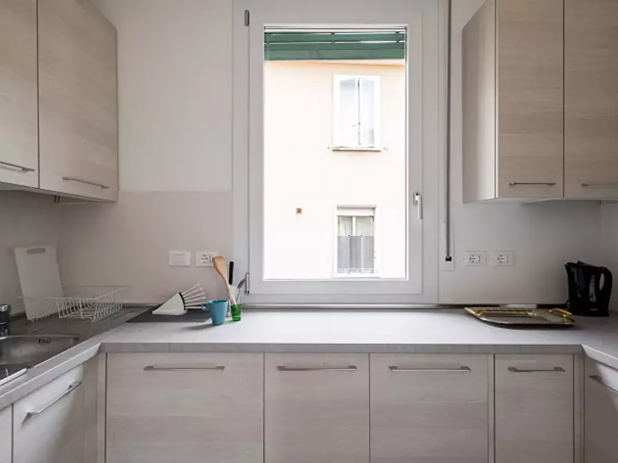 Immagine 4 di Appartamento in affitto  in Via Gian Lorenzo Bernini a Bologna