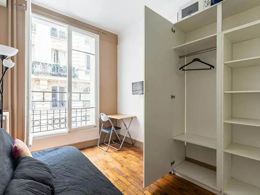 Immagine 2 di Appartamento in affitto  in Rue de Tocqueville a Paris 17