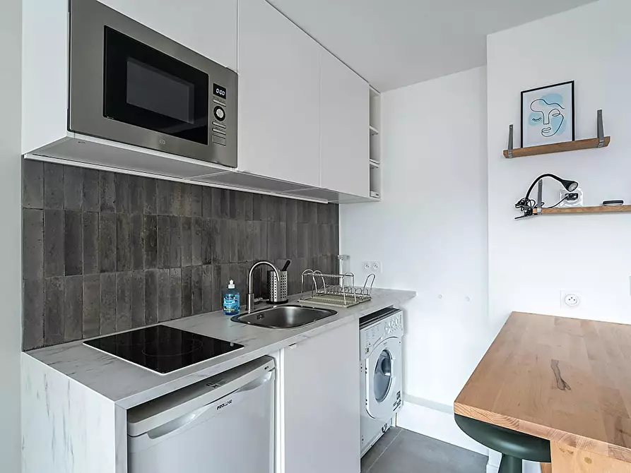 Immagine 10 di Appartamento in affitto  in Rue du Buisson Saint-Louis a Paris