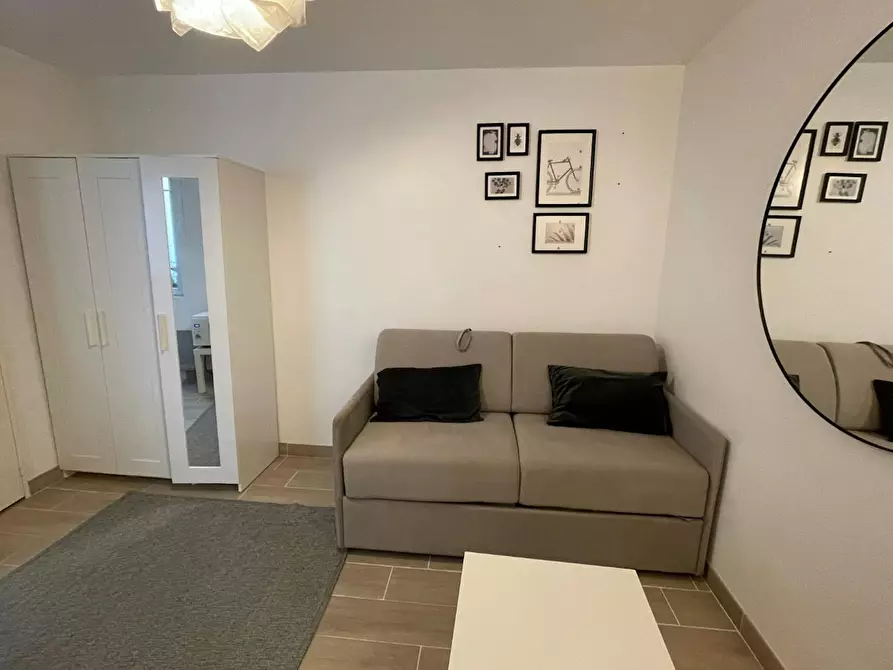 Immagine 4 di Appartamento in affitto  in Rue des Dames a Paris 17