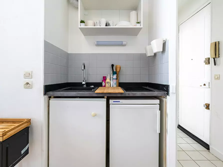 Immagine 7 di Appartamento in affitto  in Rue Camille Crespin du Gast a Paris