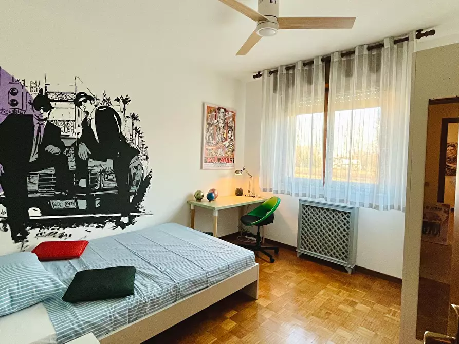 Immagine 3 di Camera in affitto  in Via Fratelli Carraro a Padova