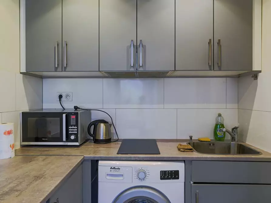 Immagine 6 di Appartamento in affitto  in Rue Boileau a Paris 16