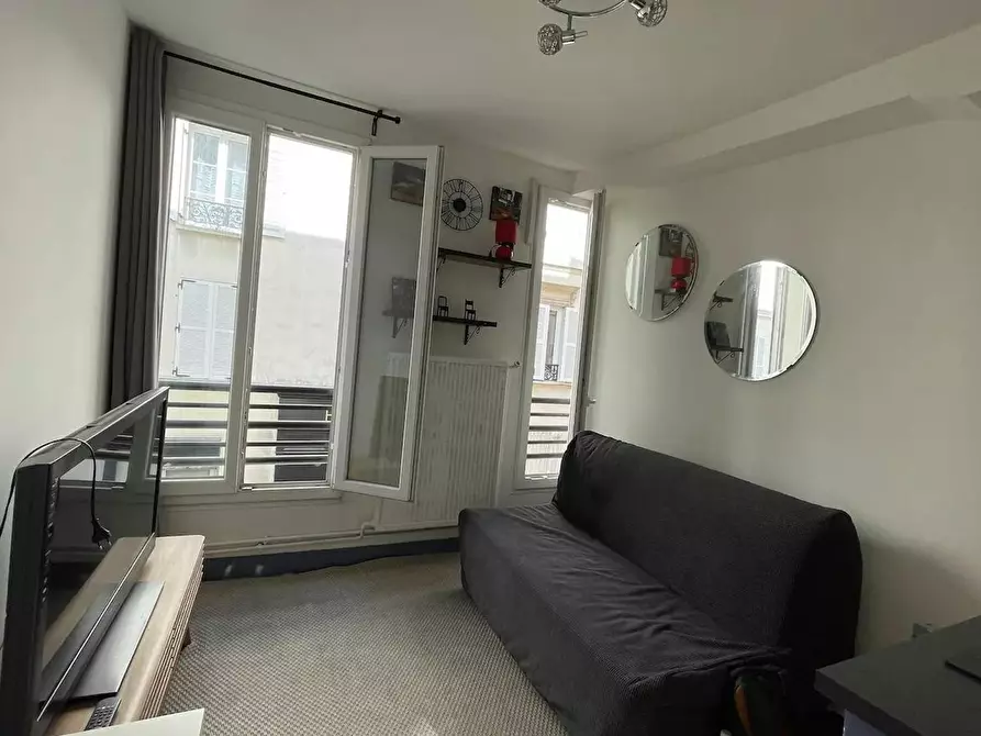 Immagine 5 di Appartamento in affitto  in Rue de Saussure a Paris 17