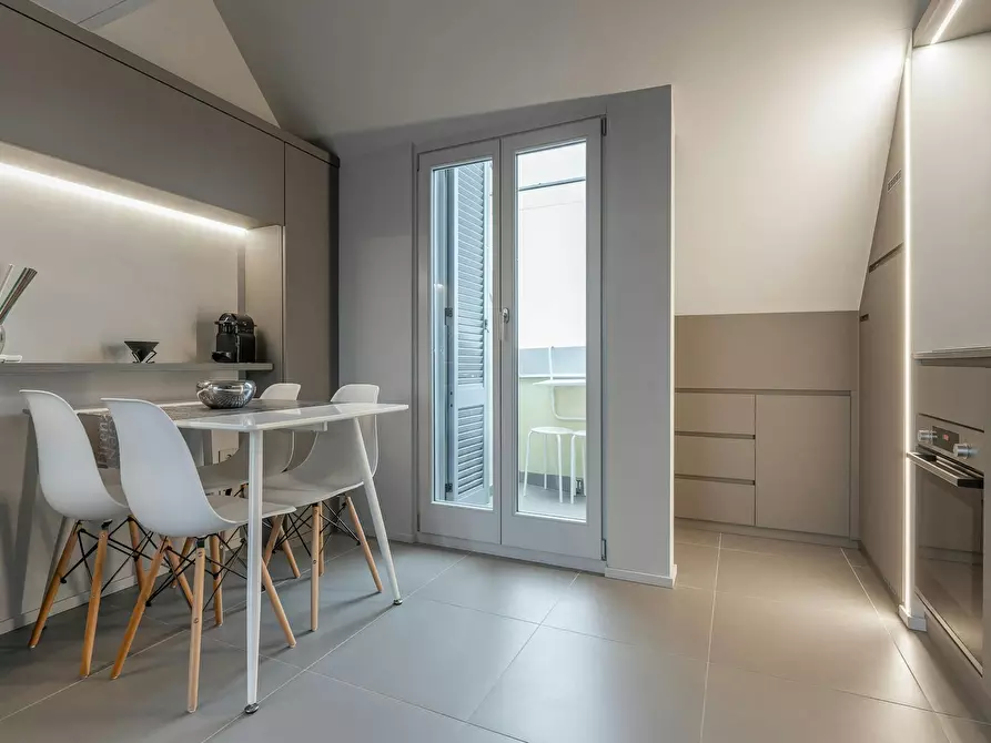 Immagine 8 di Appartamento in affitto  in Via Giulio e Corrado Venini a Milano