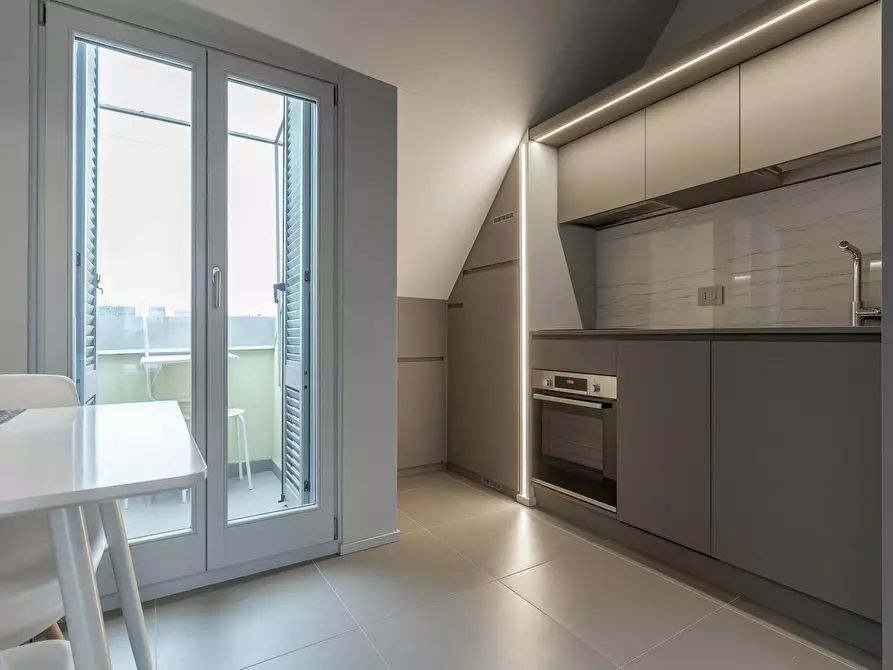 Immagine 9 di Appartamento in affitto  in Via Giulio e Corrado Venini a Milano
