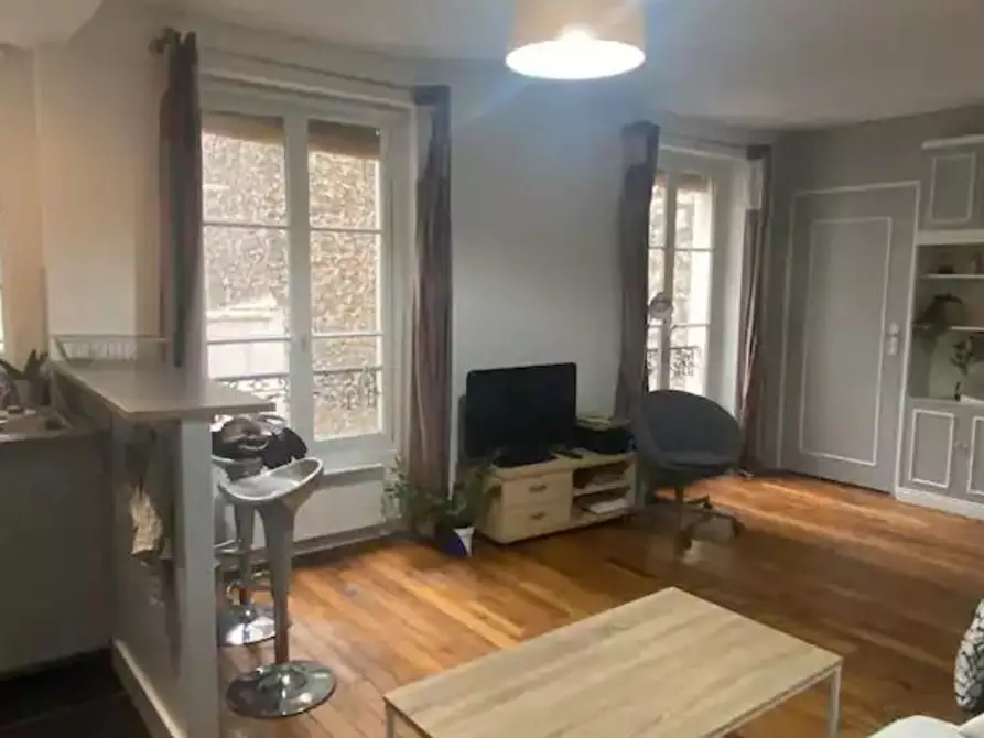 Immagine 2 di Appartamento in affitto  in Rue André del Sarte a Paris 18