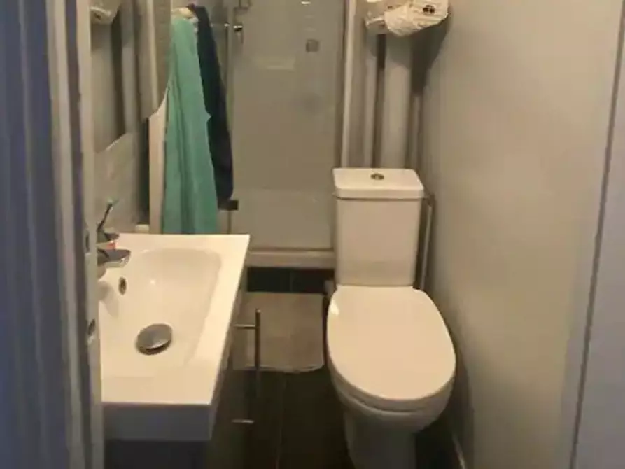 Immagine 4 di Appartamento in affitto  in Rue André del Sarte a Paris 18