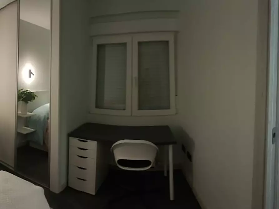 Immagine 7 di Camera in affitto  in Paseo del Doctor Torres Villarroel a Salamanca