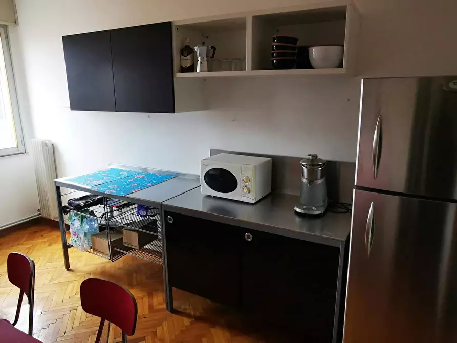 Immagine 6 di Camera in affitto  in Via Makallè a Padova