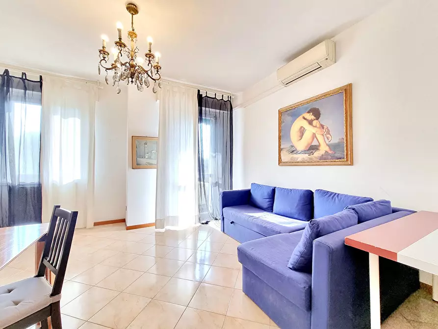 Immagine 2 di Appartamento in affitto  in Via Giuseppe Carozzi a Milano