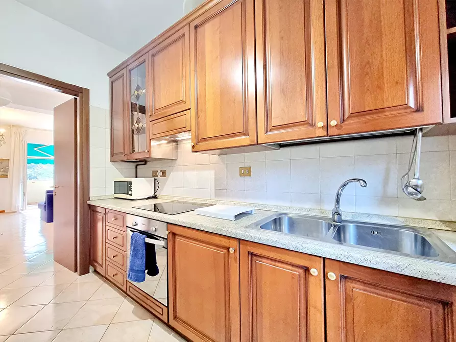 Immagine 10 di Appartamento in affitto  in Via Giuseppe Carozzi a Milano